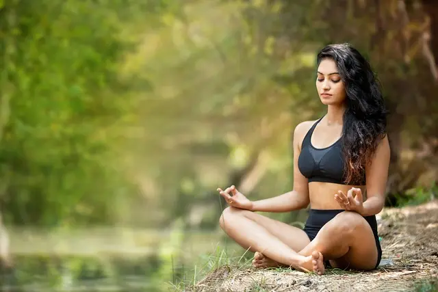 Meilleures tenues de yoga pour enfants